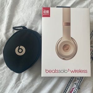 Beats solo 3 wireless headphones